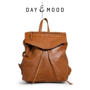 day & mood evonne leather backpack Joanna's Favorite Cleverly designed for organising your daily essentials Day & Mood Hannah Leather